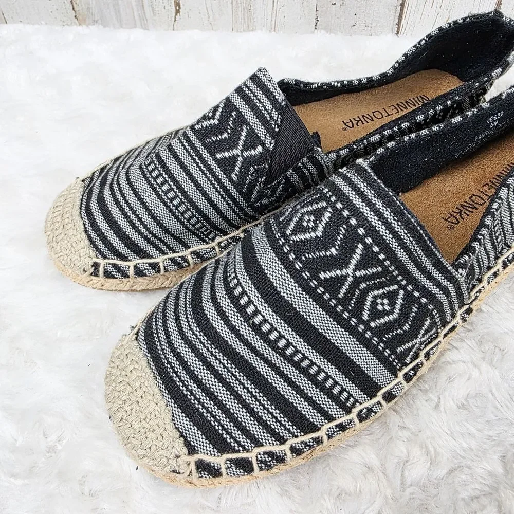 Minnetonka Black and Cream Espadrilles Size 5